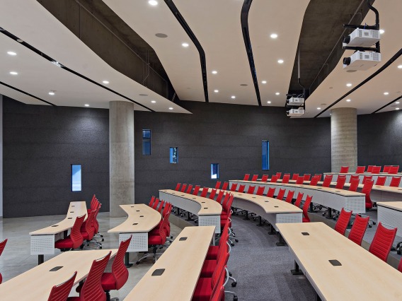 universally designed classroom space in the ENR2 building
