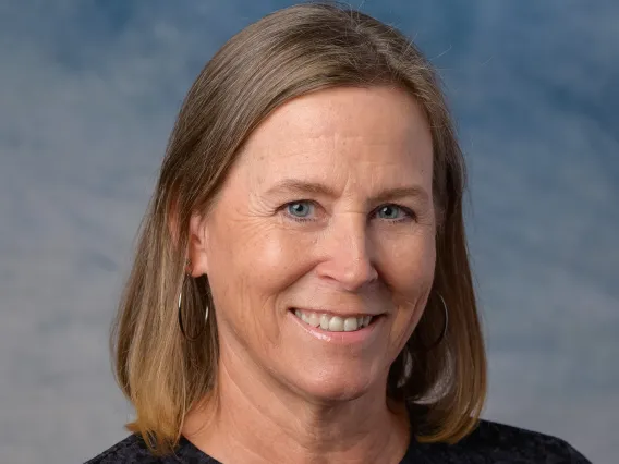 Photo of Leann Smith