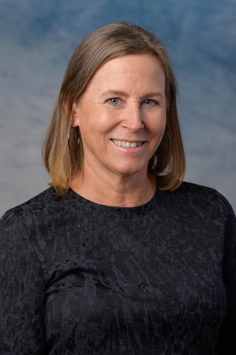 Photo of Leann Smith